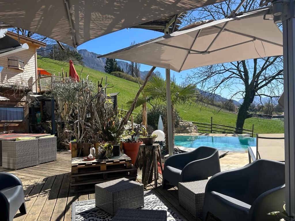A La Marc'Quize Chambres D'Hotes, Petit Dejeuner Compris, Avec Piscine A Debordement En Exterieur, Bain Nordique A 38 Degres En Prestation Supplement Sur Reservation Horaire Anticipee 1 Place De Parking Gratuite Sur Place Mouxy Exteriör bild