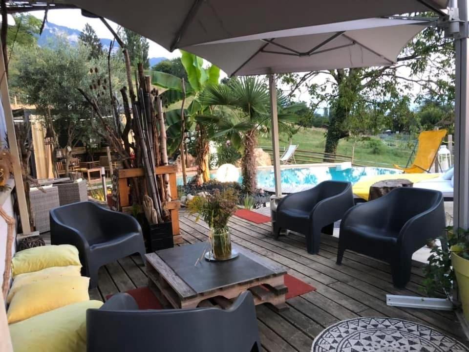 A La Marc'Quize Chambres D'Hotes, Petit Dejeuner Compris, Avec Piscine A Debordement En Exterieur, Bain Nordique A 38 Degres En Prestation Supplement Sur Reservation Horaire Anticipee 1 Place De Parking Gratuite Sur Place Mouxy Exteriör bild
